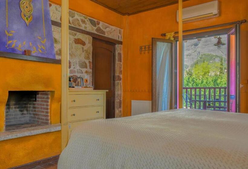 سوئیت 2 خوابه, Monastiri Guesthouse