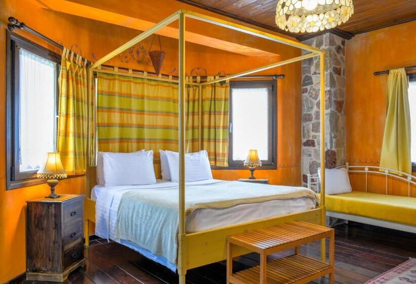 Люкс 2 Спальни, Monastiri Guesthouse