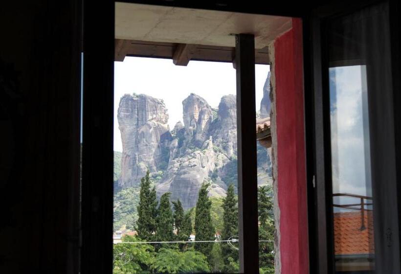 Трехместный Номер Стандарт с Видом, Monastiri Guesthouse
