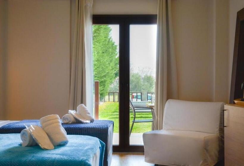 اتاق سوپریور سه تخته, Monastiri Guesthouse