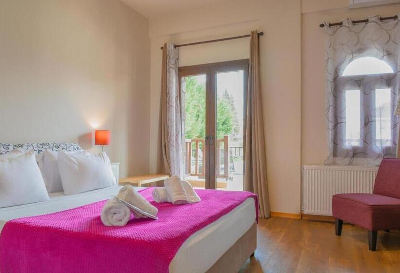 اتاق سوپریور با چشمانداز استخر, Monastiri Guesthouse