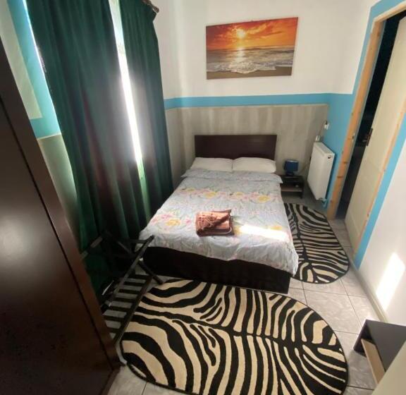 Номер Стандарт Индивидуальный, O Mie De Lacuri