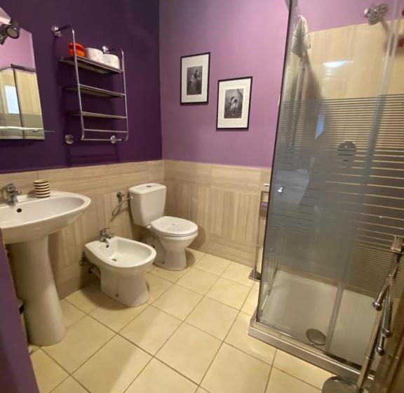 Номер Стандарт, O Mie De Lacuri