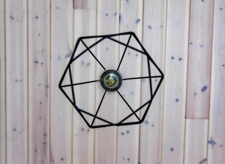 اتاق خانوادگی با چشمانداز باغ, Plateliai Samogitia Barn