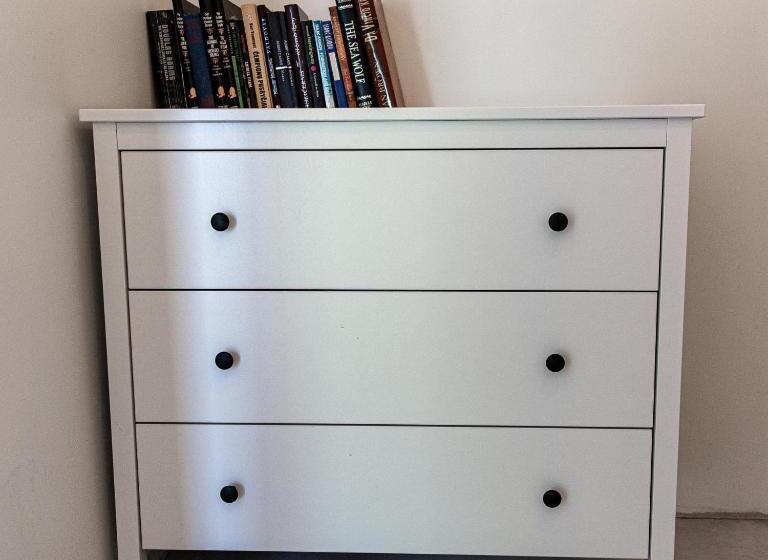 اتاق خانوادگی با چشمانداز باغ, Plateliai Samogitia Barn