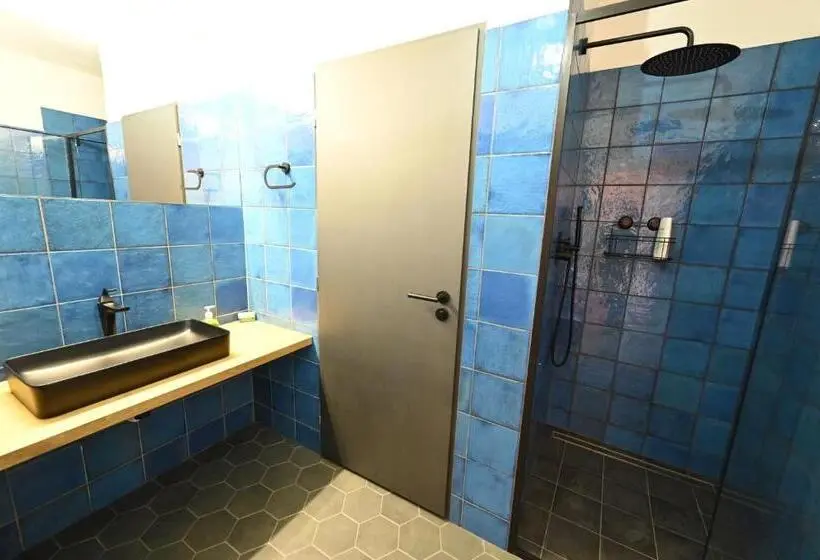 Sviitti, Valečská Pálenice