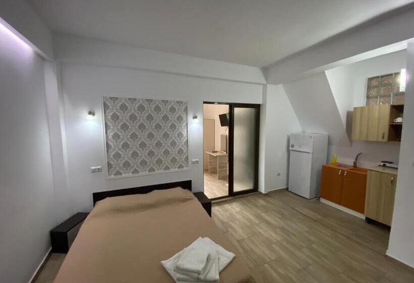 家庭间, Vila Leul