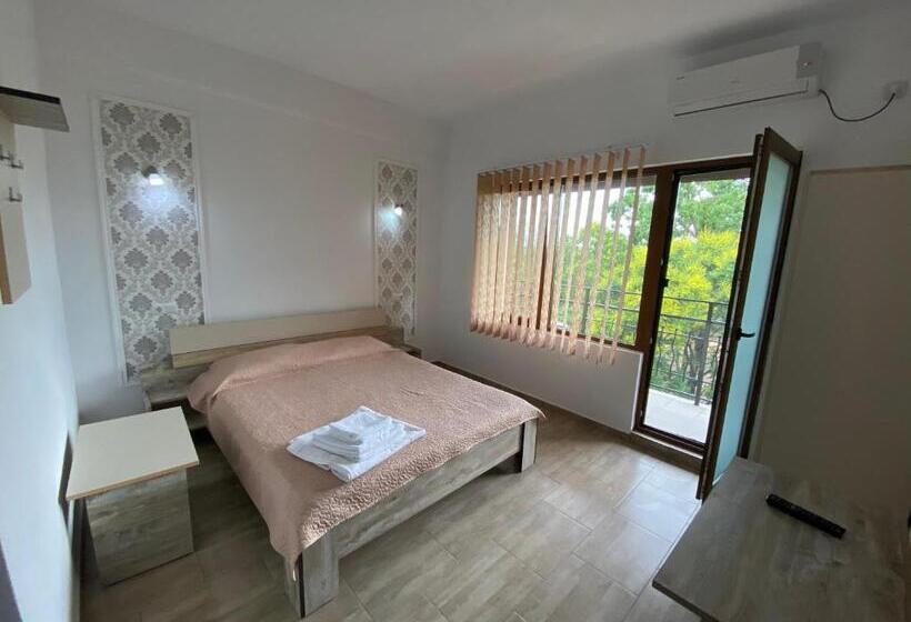 家庭间, Vila Leul