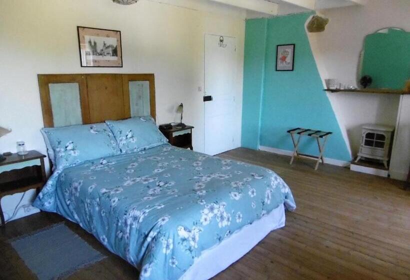 Standard room with outdoor bath, La Bicyclette Bleue