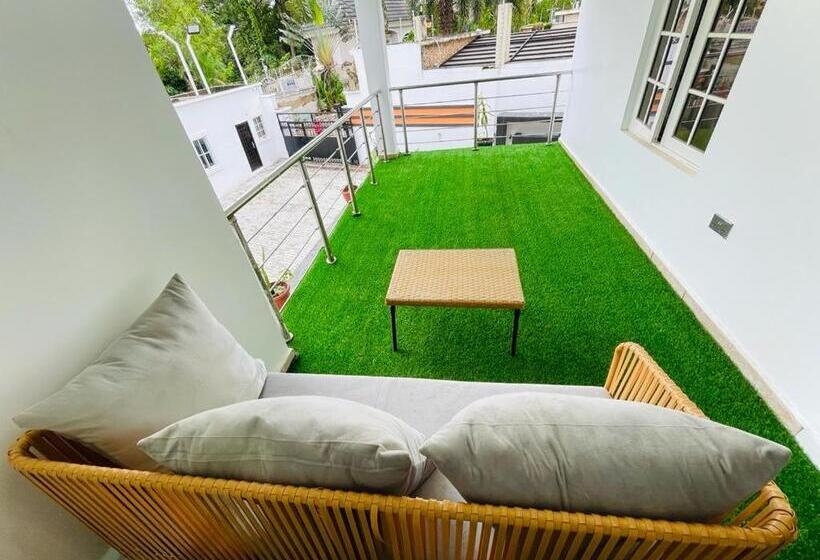 1 Bedroom Penthouse Apartment, Casa