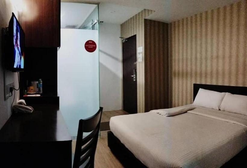 חדר דלוקס, 7