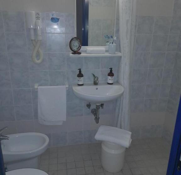 3-Bett-Standardzimmer, Antony