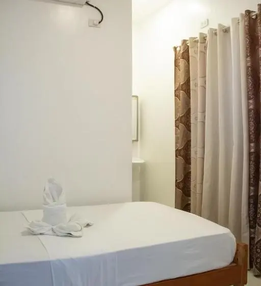Habitación Superior, Arnold S