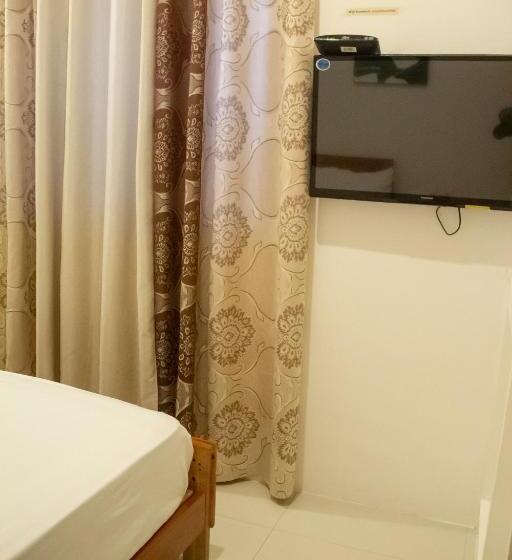 スーペリアールーム, Arnold S