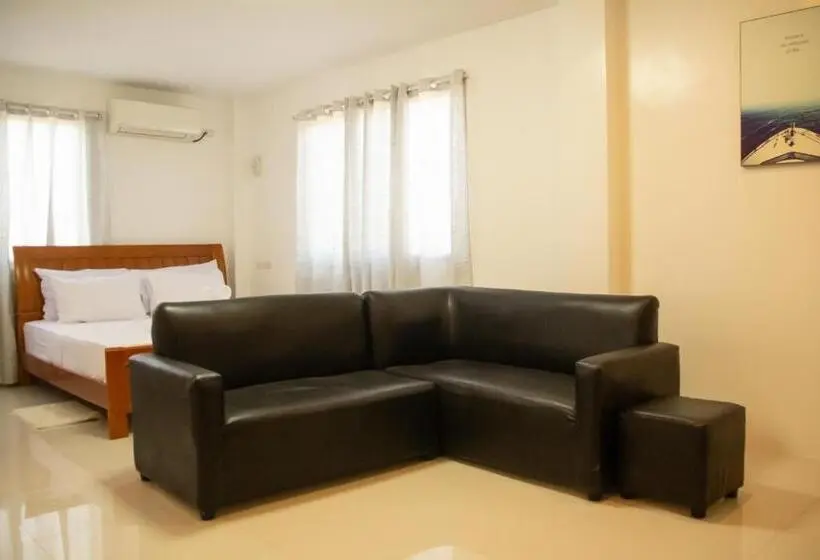 Habitación Familiar Deluxe, Arnold S