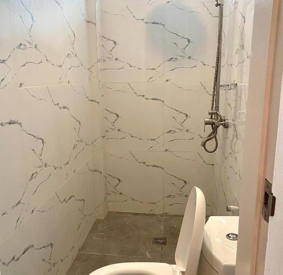 スーペリアールーム, Arnold S