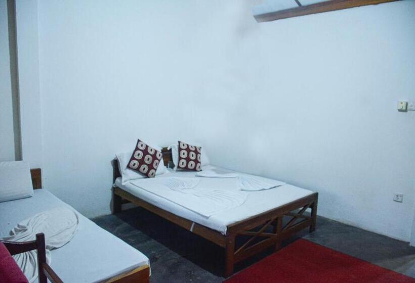 デラックストリプルルーム, Ceylon Adventure Sports