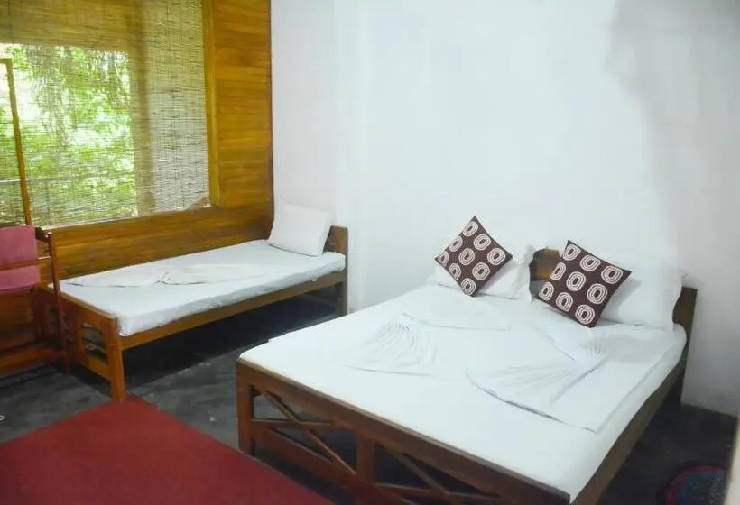 Deluxe Kolmen Hengen Huone, Ceylon Adventure Sports