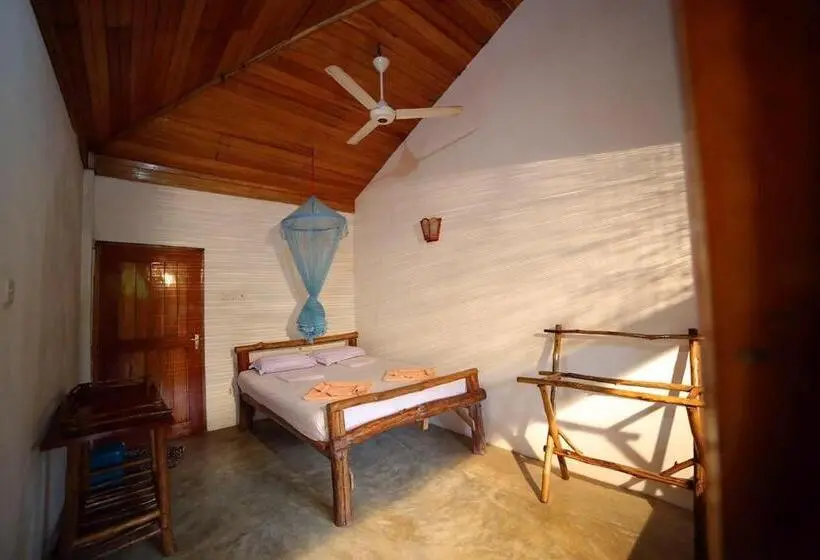 Economy-huone, Ceylon Adventure Sports
