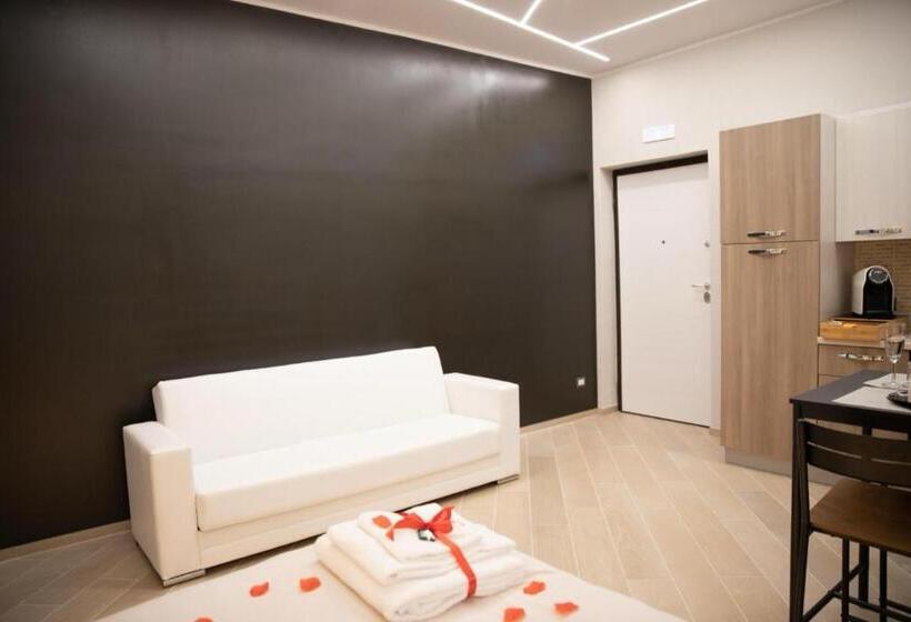 Номер Стандарт, Chiaro Di Luna