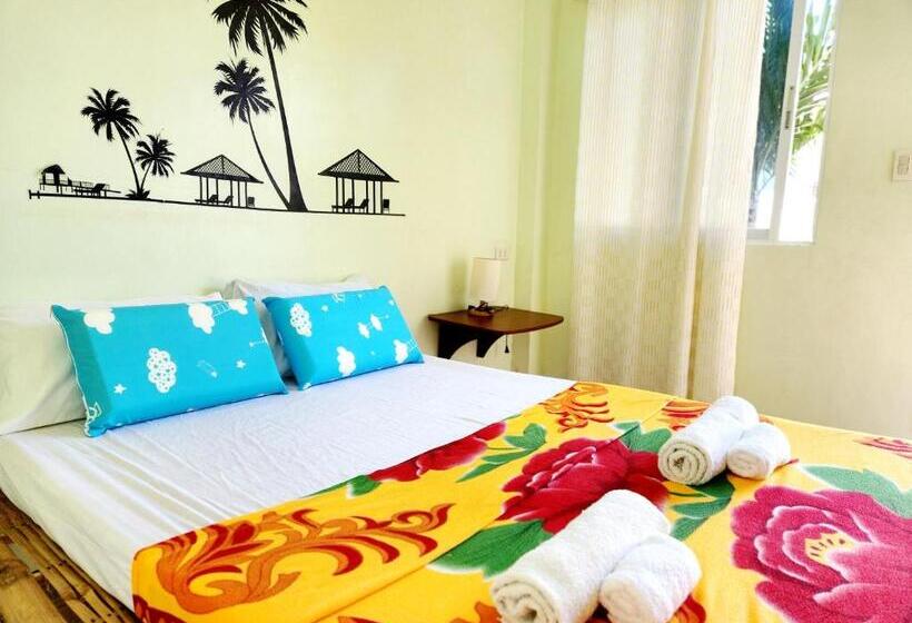 اتاق استاندارد با بالکن, 8thhotel Restobar