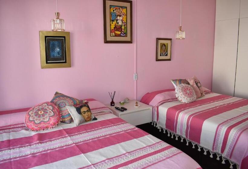 Quarto Deluxe, Itzae Antigua San Miguel De Allende Dog Friendly