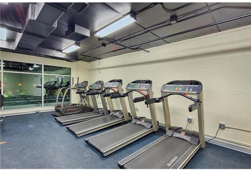 带1个卧室的带阳台的公寓, Holiday Homes 1 Room 2 Bed 1 Bathroom 4 Occupants