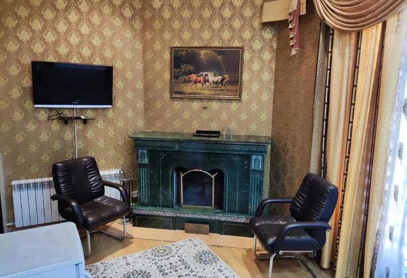 غرفة قياسية, G/h