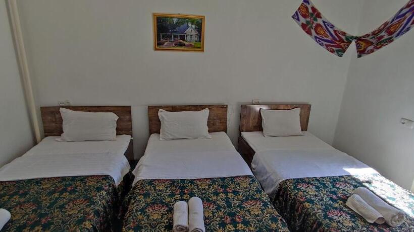 חדר סטנדרט לשלושה, G/h