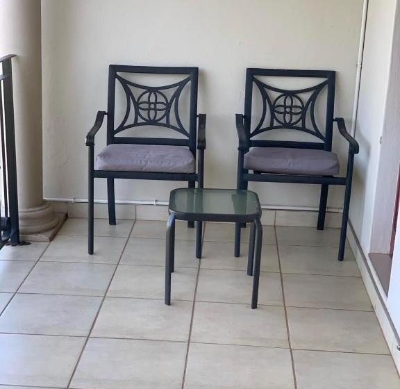 Suite Deluxe Lit King Size, Neo Horizon Guest House