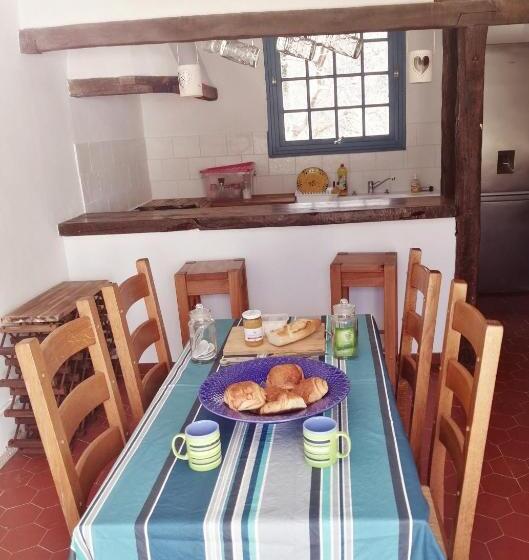 Номер Стандарт, Moli D  En Camps