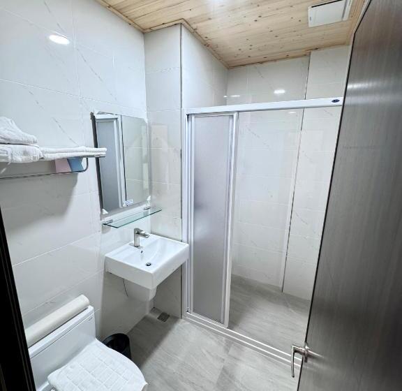 اتاق استاندارد, Shanshui Town B&b