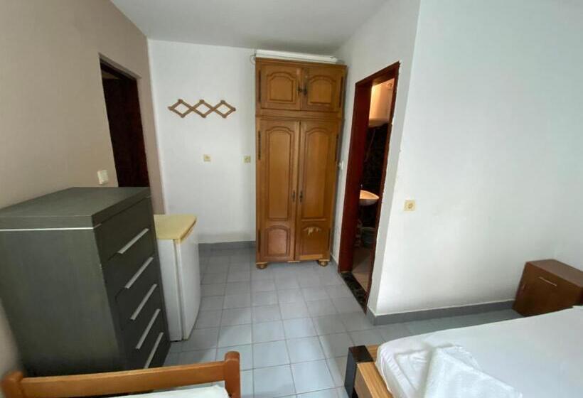 Economy Triple Room, Stone Villa
