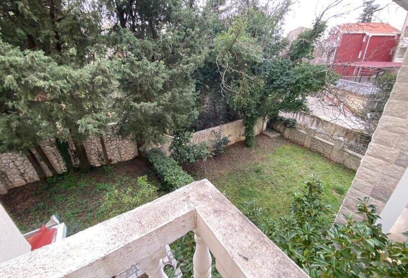 آپارتمان 1 خوابه با چشمانداز باغ, Stone Villa