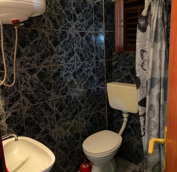 Economy Triple Room, Stone Villa