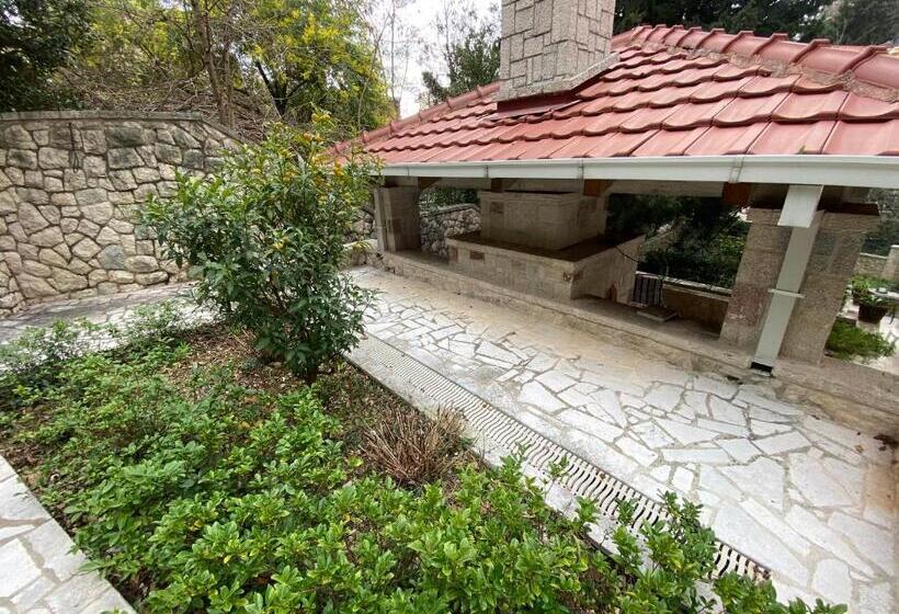 آپارتمان 1 خوابه با چشمانداز باغ, Stone Villa