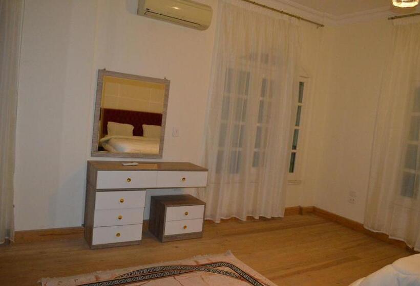 شقة غرفة نوم واحدة بالطابق الأرضى, عقار العرب