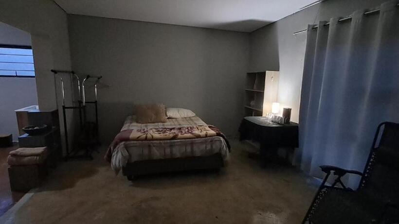 חדר סופריור, Inn The Valley