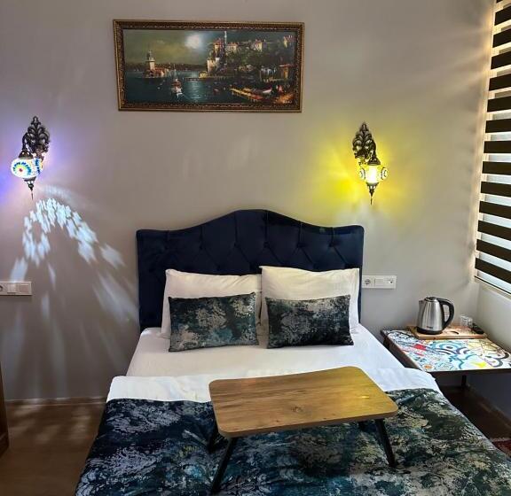 غرفة قياسية ثلاثية, Kubilay Suite