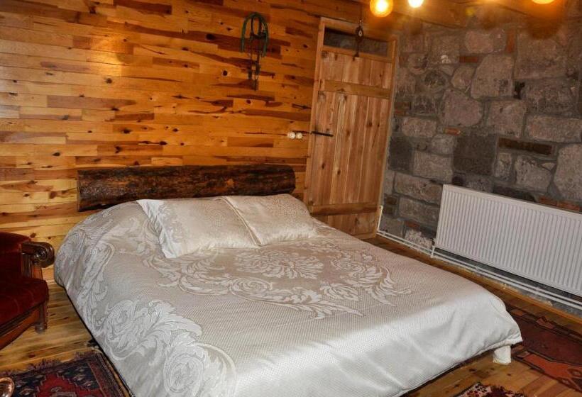 اتاق استاندارد با چشمانداز کوهستان, Doğunun Taş Evleri