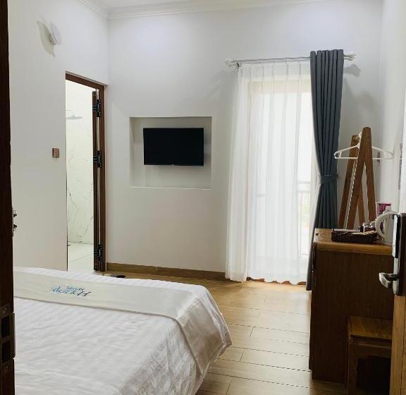 اتاق استاندارد با بالکن, Holiday