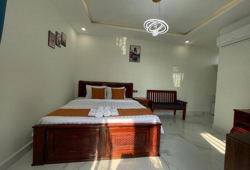 带大床的标准间, Kanitha Boutique