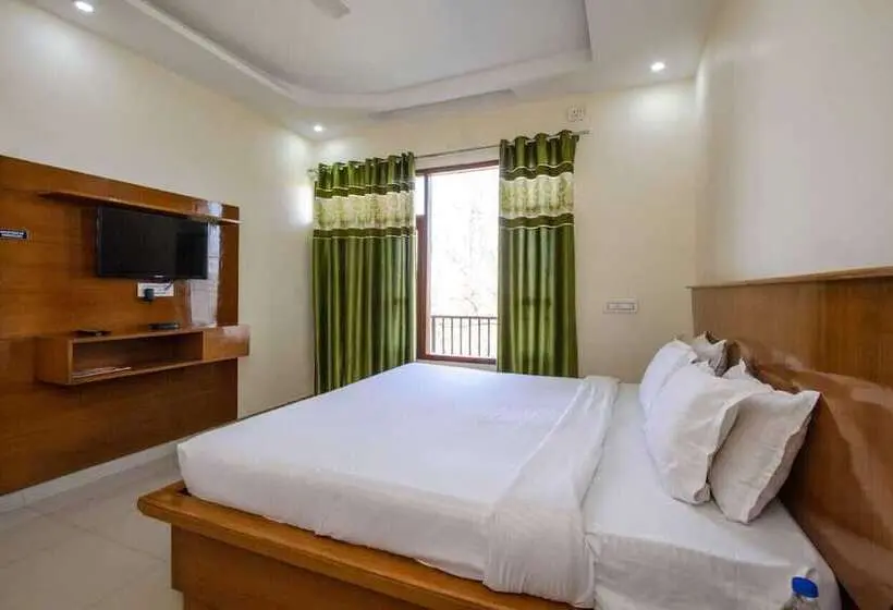 Chambre Deluxe, Roop