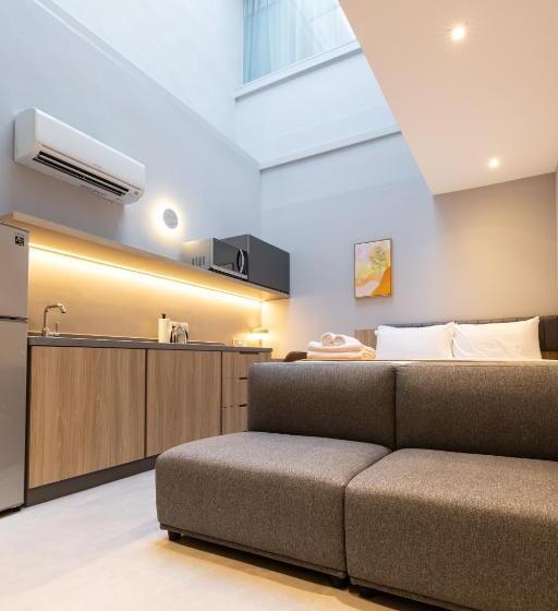 استودیوی استاندارد, Newly Refurbished Heritage Collection On Ann Siang