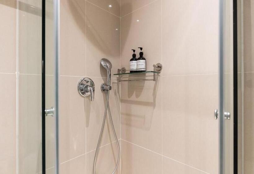 استودیوی استاندارد, Newly Refurbished Heritage Collection On Ann Siang