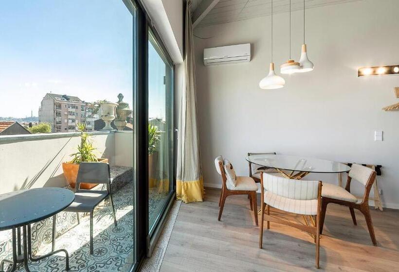 استودیو استاندارد با بالکن, Palácio Fenizia Lux Apartments