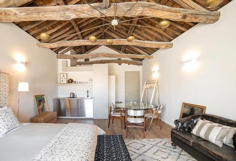 استودیوی لوکس, Palácio Fenizia Lux Apartments