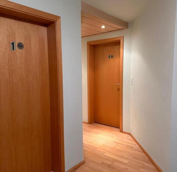 Номер Стандарт, Gasthaus Hasen   Grill Masters