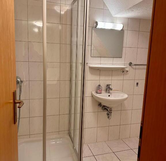 Номер Стандарт, Gasthaus Hasen   Grill Masters