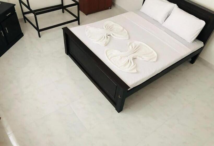 Номер Стандарт с Балконом, Green Leaf   Negombo